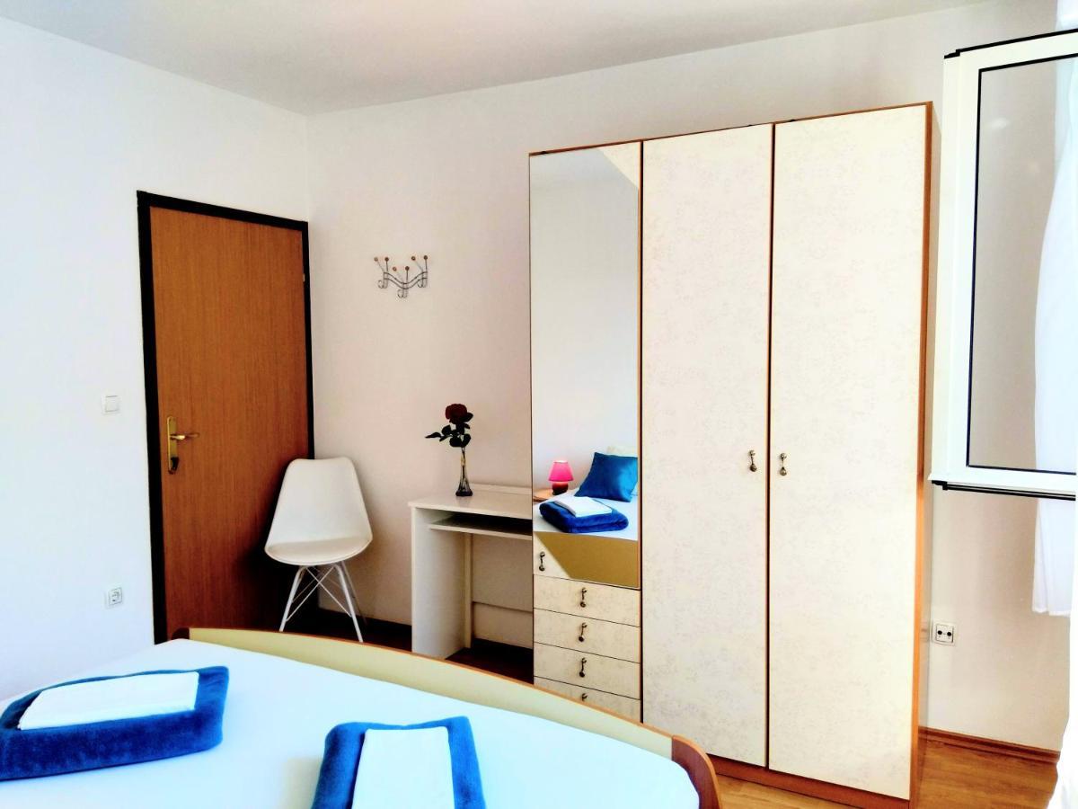 Apartments And Room Markovic Rovinjsko Selo Kültér fotó