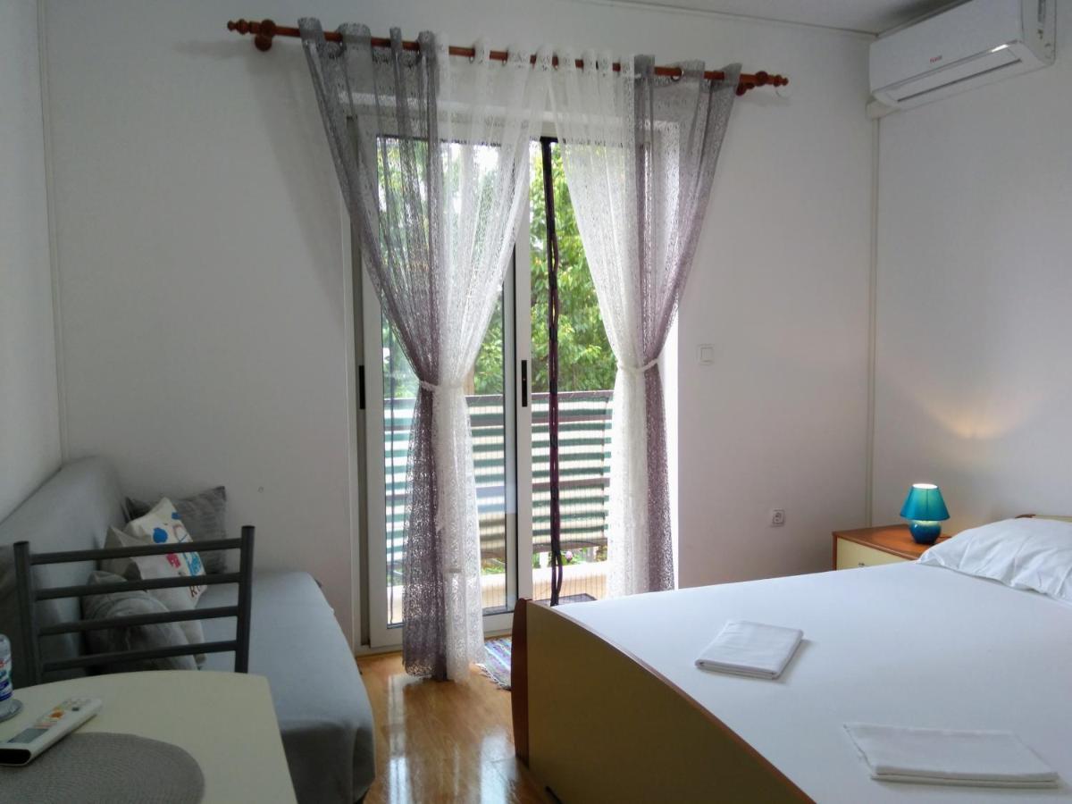 Apartments And Room Markovic Rovinjsko Selo Kültér fotó