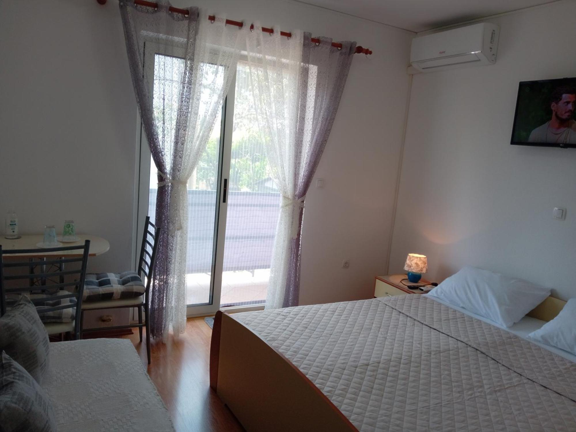 Apartments And Room Markovic Rovinjsko Selo Kültér fotó
